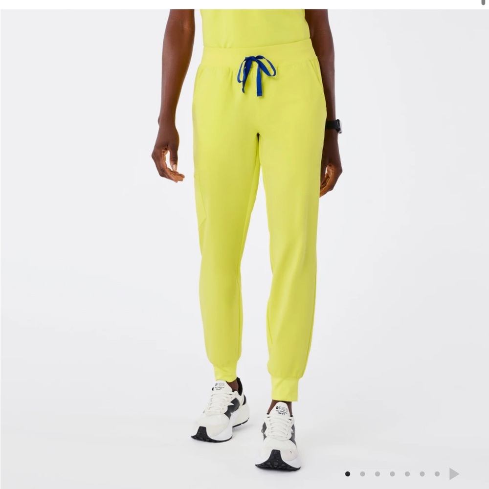FIGS Zamora Jogger Scrub Pants